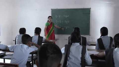 राजस्थान उच्च न्यायालय: शिक्षकों को अयोग्य विषय पढ़ाने के लिए मजबूर करना अनुच्छेद 21A के तहत छात्रों के शिक्षा के अधिकार का उल्लंघन है