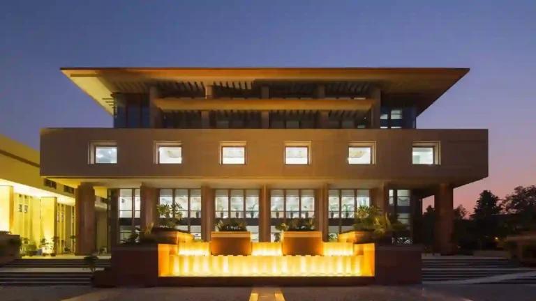 Writ Petition Not an “Earlier Application” Under Section 42 of Arbitration Act: Delhi High Court