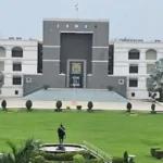 Gujarat High Court Upholds Acquittal of Husband in 1995 Wife Burning Case, Rejects Dying Declaration