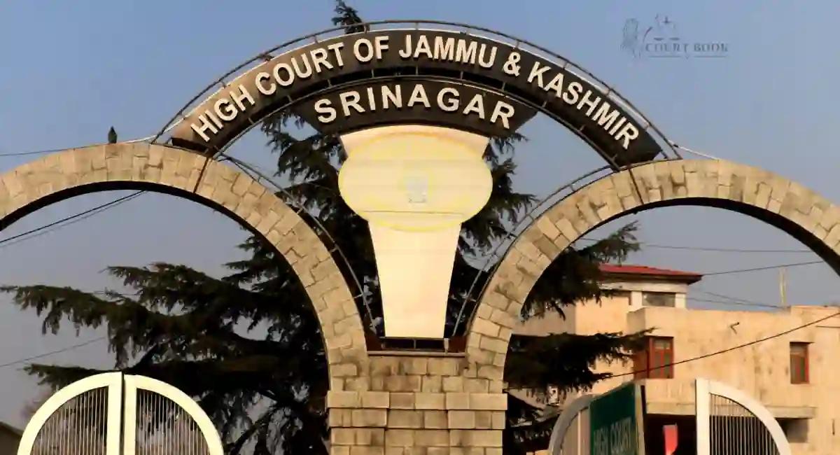 Police Officer Cannot Resign Without SP's Permission or Two-Month Notice: J&K High Court Dismisses Constable's Plea