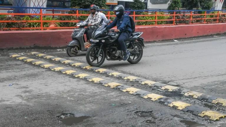 आंध्र प्रदेश उच्च न्यायालय ने अवैध स्पीड ब्रेकरों को हटाने का आदेश दिया, भारतीय सड़क कांग्रेस मानदंडों का कड़ाई से अनुपालन करने का निर्देश दिया