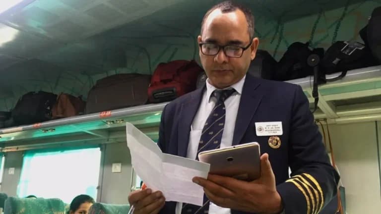 Supreme Court Restores CAT Order, Directs Railway to Release Pension Benefits to Deceased TTE's Family After 37-Year-Old Bribery Case