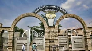 J&amp;K High Court Upholds Eviction Appeal Rule, Says ‘Symbolic Possession’ Enough to File Appeal