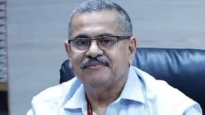 Supreme Court Halts Kerala HC’s Order for CBI Probe Against CM’s Chief Principal Secretary K.M. Abraham in Disproportionate Assets Case