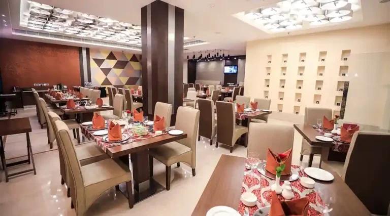 Delhi High Court to Hear Appeals Against Ruling That Service Charge in Restaurants Cannot Be Made Mandatory